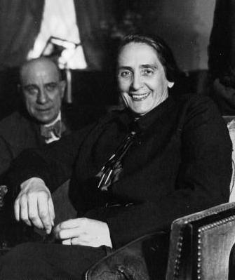 Dolores Ibárruri La pasionaria. Miembro del Partido Comunista de España. Guerra Civil Española